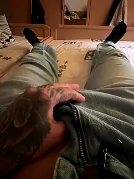 Jason offizell online show from December 4, 1:31 pm