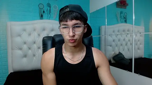 jeremy job online show from March 20, 11:04 am