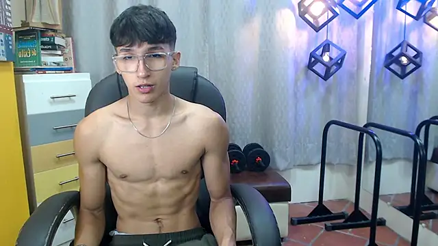 jeremy job online show from April 13, 12:32 pm