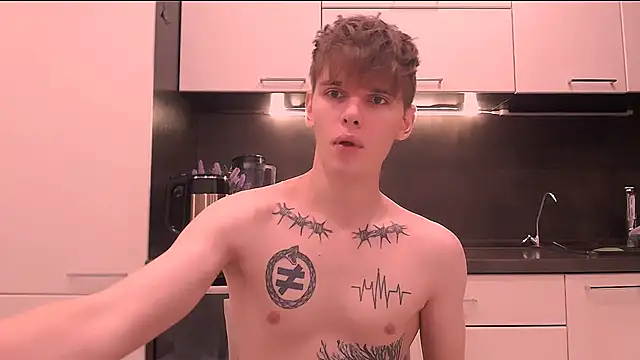 Fredd Xanders online show from January 8, 9:06 pm