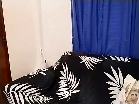 Cinpussie89 online show from February 11, 9:25 am