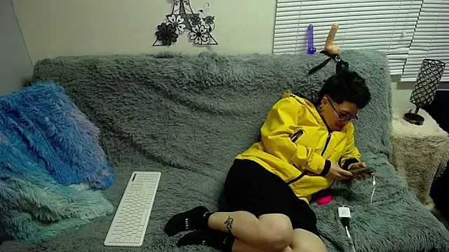 geminis xxx online show from April 9, 6:19 am