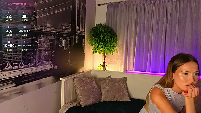 Angelic kiss online show from December 18, 6:36 pm