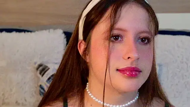 BellaFlecher online show from December 17, 12:22 pm