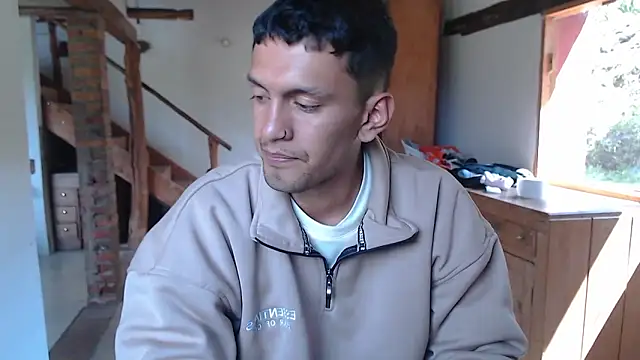 Snapshot of andrewsiilvaa chatting on December 16, 3:50 pm andrewsiilvaa online show from December 16, 3:50 pm