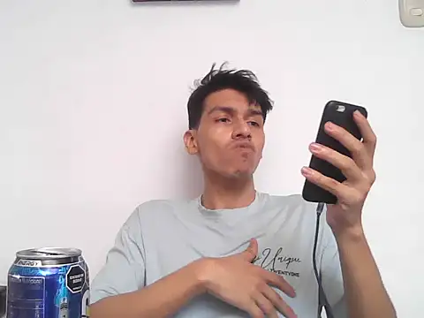 Patrick3 5556 online show from December 15, 8:46 pm