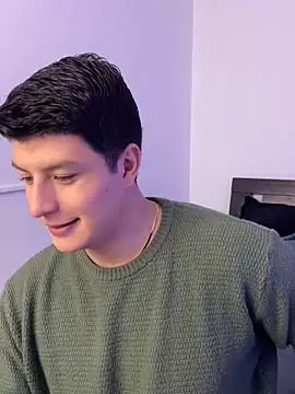 Goldenknight33 online show from February 10, 1:04 pm