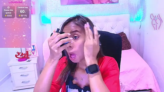  Valentinaaa online show from December 20, 6:09 am