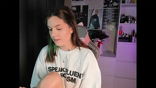 NikkieKitty online show from January 17, 1:27 pm