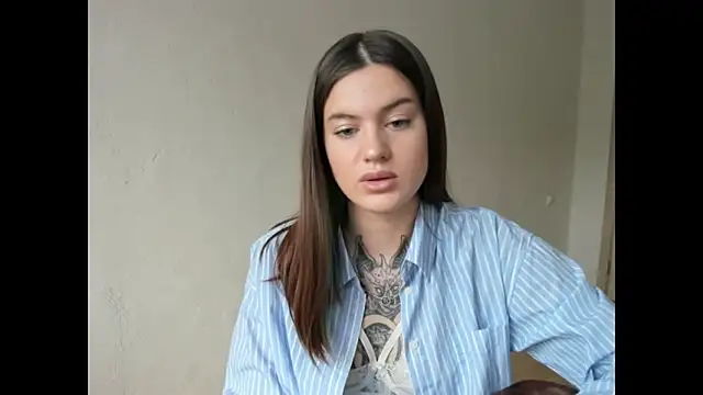 NikkieKitty online show from April 8, 11:21 am