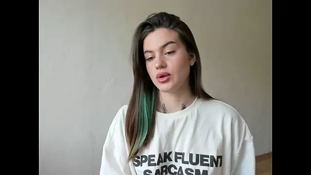 NikkieKitty online show from April 30, 12:44 pm