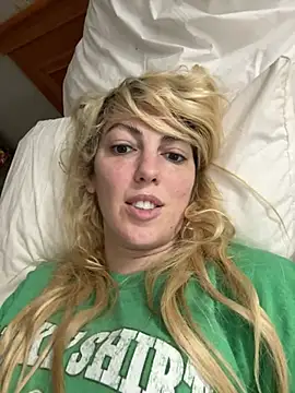 Snapshot of CelestialRuby chatting on March 19, 1:10 am CelestialRuby online show from March 19, 1:10 am