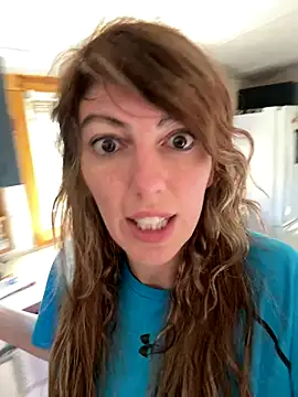 Snapshot of CelestialRuby chatting on October 10, 1:43 pm CelestialRuby online show from October 10, 1:43 pm