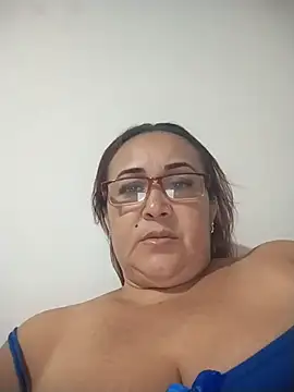 Nini Love  online show from April 4, 5:06 am