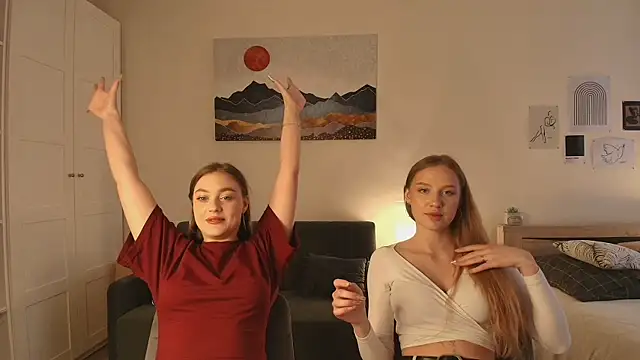 findwayout online show from April 5, 1:19 pm