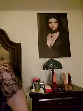 BustyVampyre online show from December 17, 11:55 pm