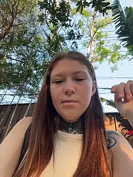 FionaMurr online show from March 15, 1:00 am