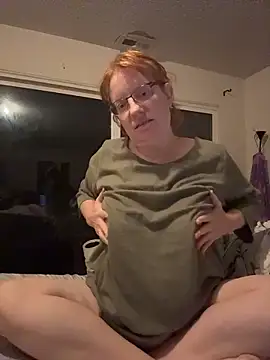 Lenaravenswood online show from April 3, 6:55 am