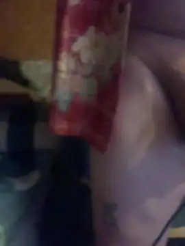 Snapshot of Ldnick69 chatting on February 22, 6:35 am Ldnick69 online show from February 22, 6:35 am