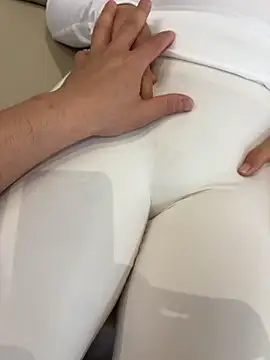 qwe522522 online show from March 30, 7:09 am