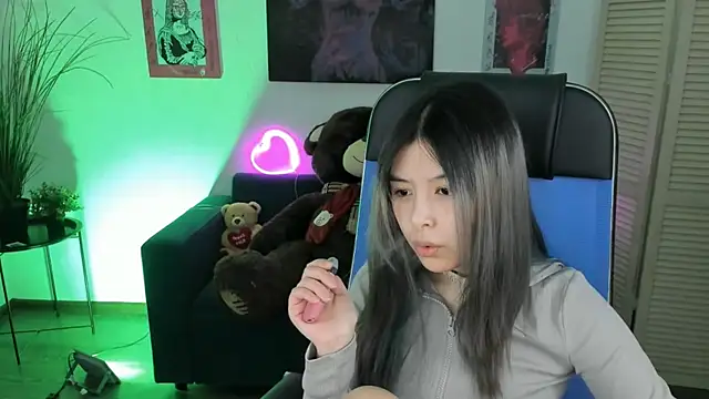 SirenMystiq online show from December 16, 4:12 pm