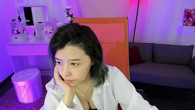 SirenMystiq online show from May 19, 7:20 pm