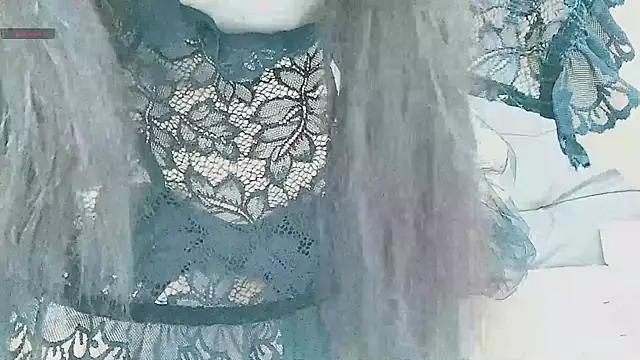 P-Pink online show from March 24, 6:35 pm