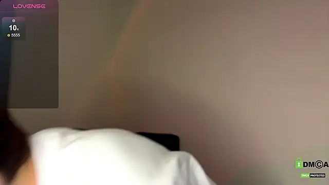 Snapshot of colestorm_ chatting on December 13, 9:20 pm colestorm online show from December 13, 9:20 pm