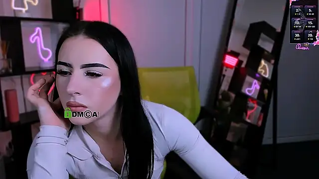 alia skay online show from February 28, 8:10 pm