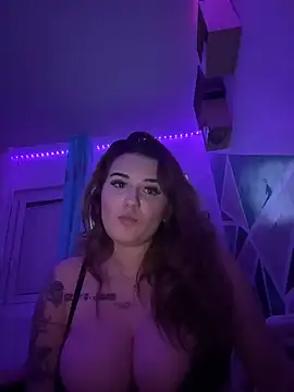 Snapshot of Diana-Blum chatting on December 15, 10:14 pm Diana-Blum online show from December 15, 10:14 pm