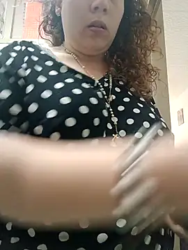 Snapshot of cata-BigAss chatting on December 21, 8:49 pm cata-BigAss online show from December 21, 8:49 pm