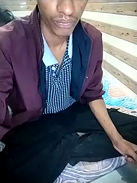 Snapshot of xoupleaura chatting on December 16, 10:31 am xoupleaura online show from December 16, 10:31 am