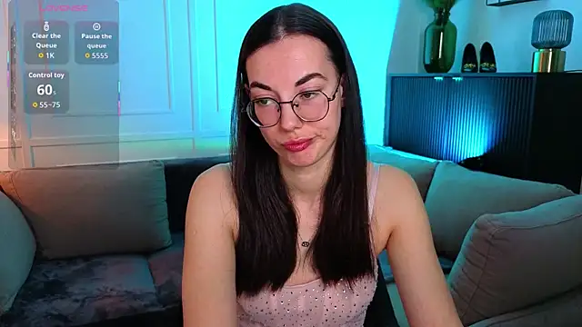 EmmaJacson online show from December 17, 4:02 pm