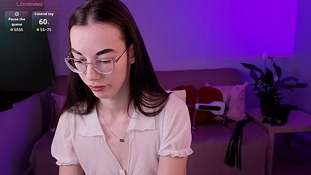 EmmaJacson online show from February 16, 5:20 pm