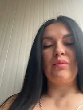 MeganBlueq online show from February 6, 9:45 am