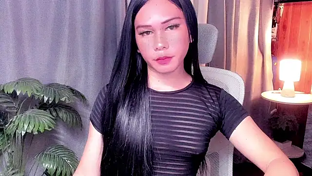 xSweet Gigi online show from April 14, 8:37 pm