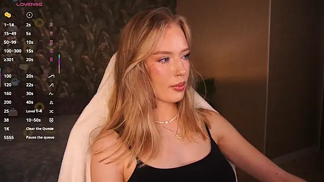 MollyyMayy online show from June 5, 12:17 am