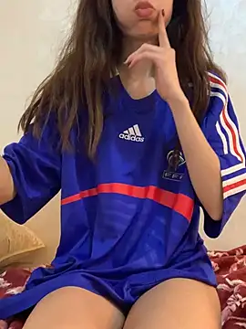 yasmina2020 online show from April 5, 5:54 pm