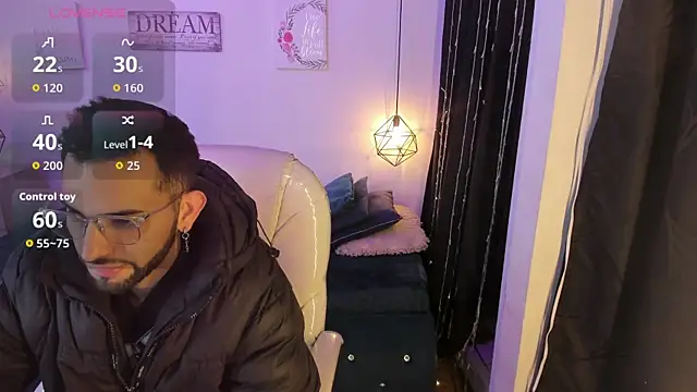 annie and ryan online show from February 16, 5:03 am