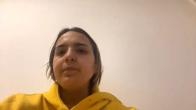 Snapshot of ChelsieSomodi chatting on December 14, 2:33 pm ChelsieSomodi online show from December 14, 2:33 pm