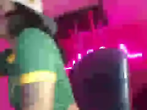 Snapshot of angeles_cute_17 chatting on December 17, 6:58 pm angeles cute 17 online show from December 17, 6:58 pm