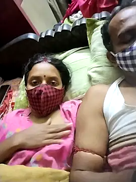 Mr-Mrs-couple online show from December 17, 7:09 pm