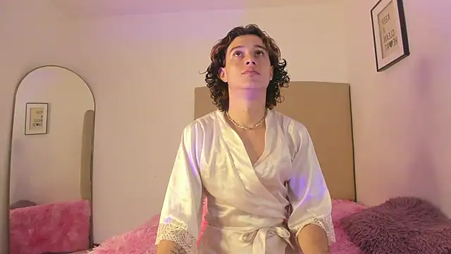 Im Perseo online show from February 25, 9:46 pm