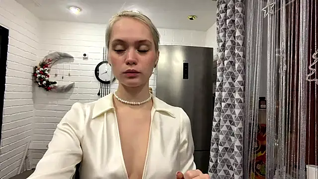 DenitaDonivan online show from January 12, 5:40 pm