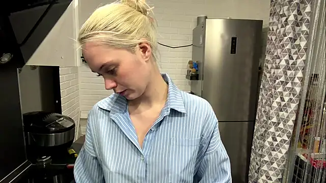 DenitaDonivan online show from January 13, 6:02 pm