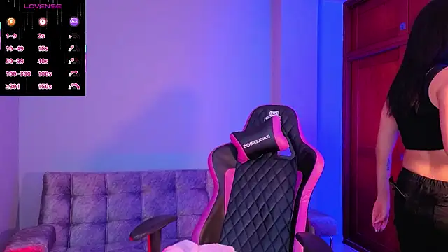 Snapshot of melanimorgan1 chatting on January 19, 4:49 am melanimorgan1 online show from January 19, 4:49 am