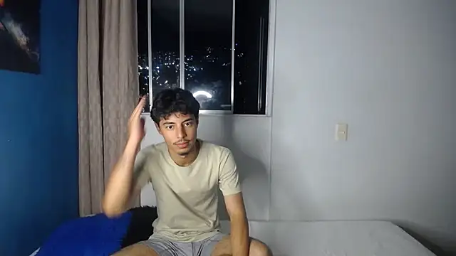 top jax1 online show from April 8, 11:59 pm