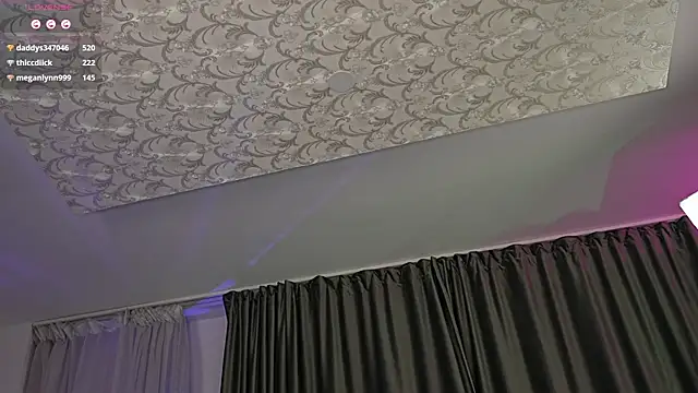 creampussyy online show from March 10, 1:45 am