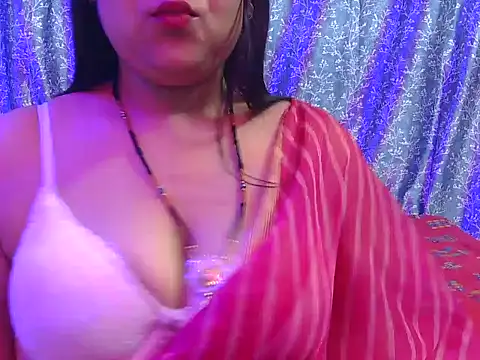 Snapshot of sexy-shikha79 chatting on December 14, 5:46 am sexy-shikha79 online show from December 14, 5:46 am