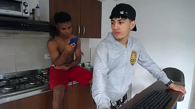 black men9 online show from March 11, 11:00 pm